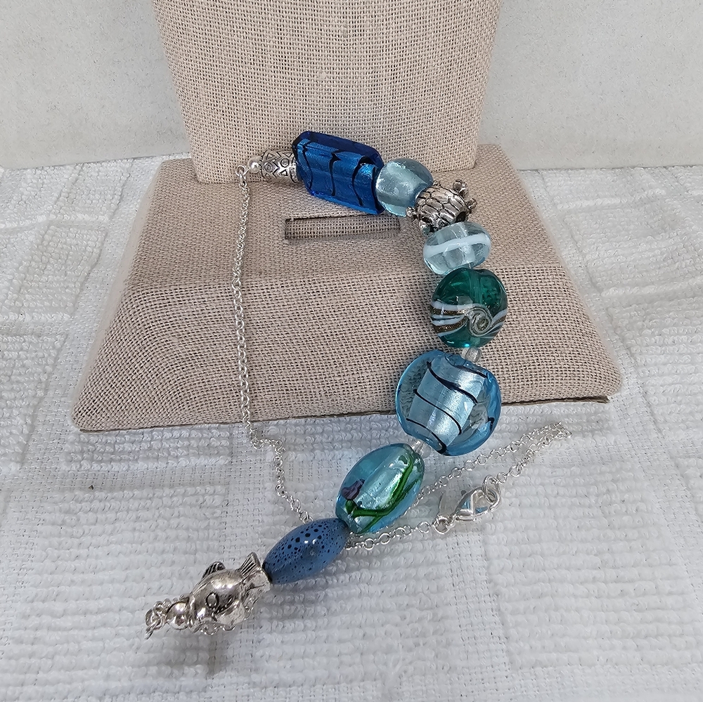 Silver and Blue Beaded Ocean Theme Blown Glass Vintage Necklace SAQ - Picture 8 of 14